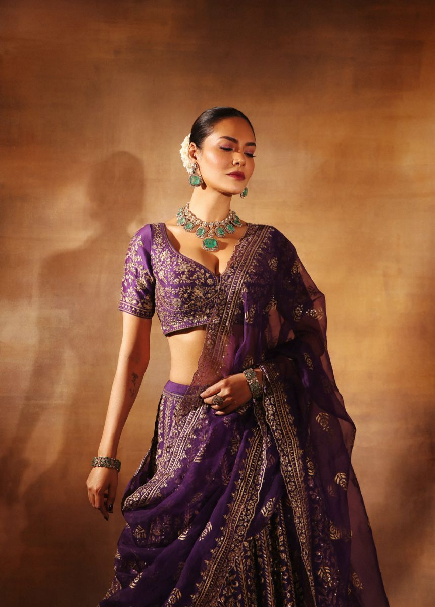 Esha_Gupta_spotted_wearing_Jigar_Mali