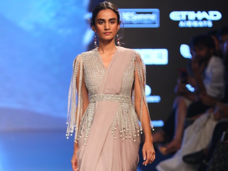Ridhi Mehra LFW SS'18 Cinco- 18